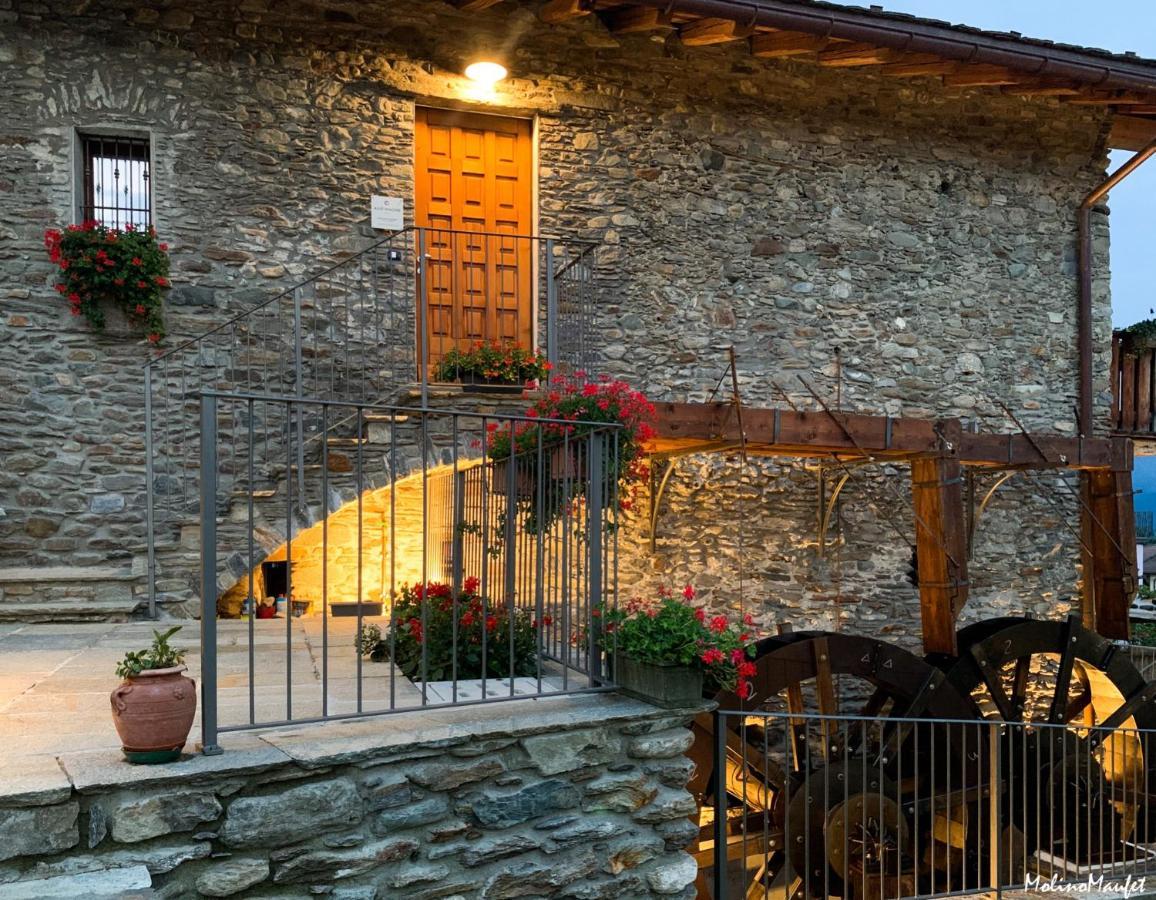 Villa La Roggia - Molino Maufet Mühle - Patio on the garden Colico Exterior foto