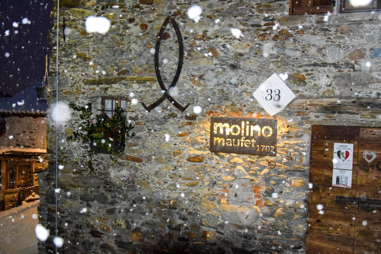 Villa La Roggia - Molino Maufet Mühle - Patio on the garden Colico Exterior foto